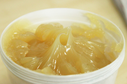 潤滑脂廠家告訴你潤滑脂開封后該如何存放！